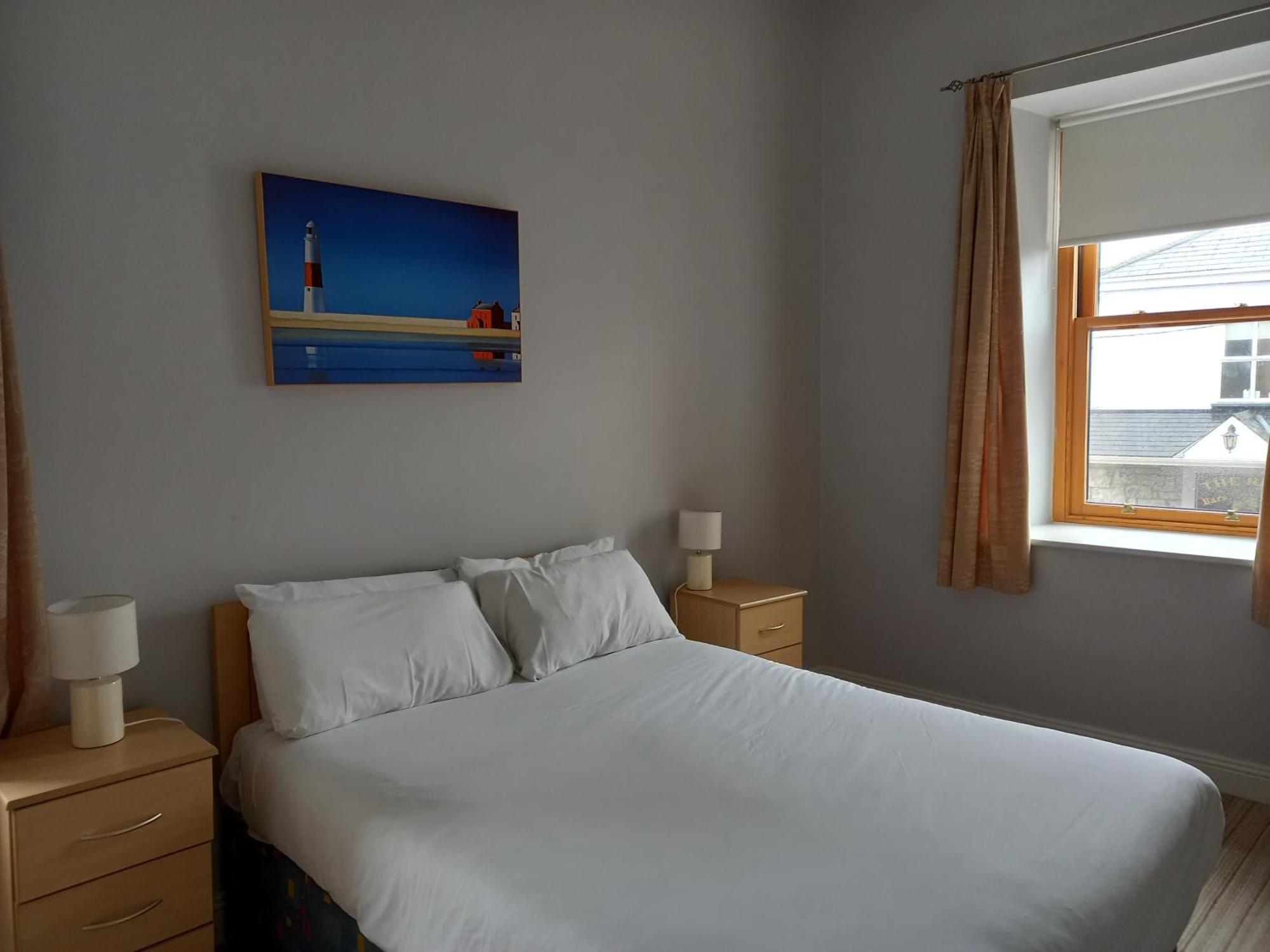 Town Square Holiday Homes Лисдунварна Номер фото